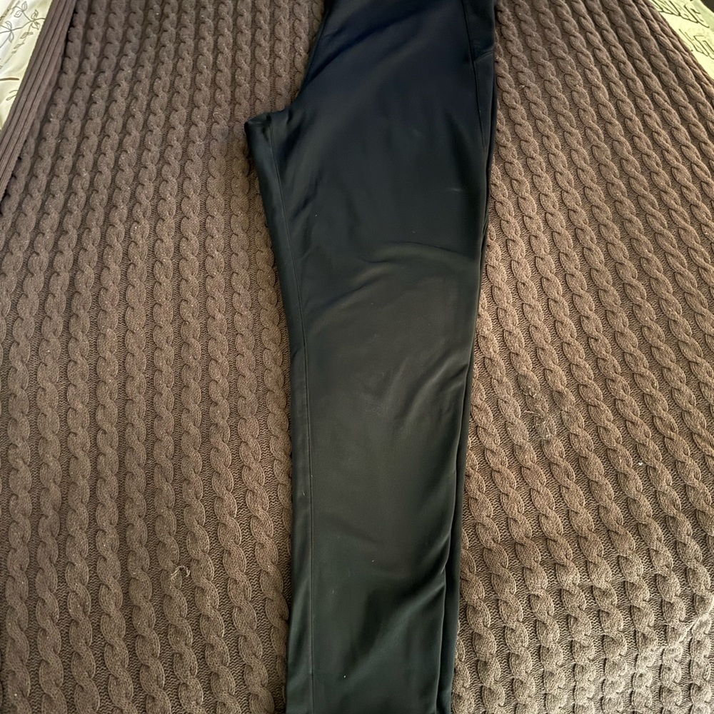 Everyday Black High‑Rise Leggings